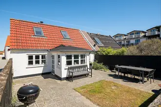 Villa på Anton Bast Vej 3, 9480 Løkken