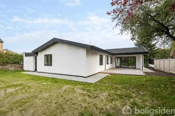 Villa på Præstelunden 8, 7330 Brande