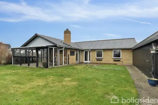 Villa på Tuenvej 161, 9900 Frederikshavn