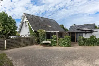 Villa på Holmbergsvej 5, 8963 Auning