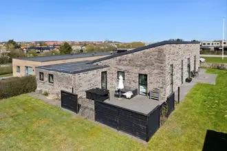 Villa på Henriettelyst 4, 8940 Randers SV