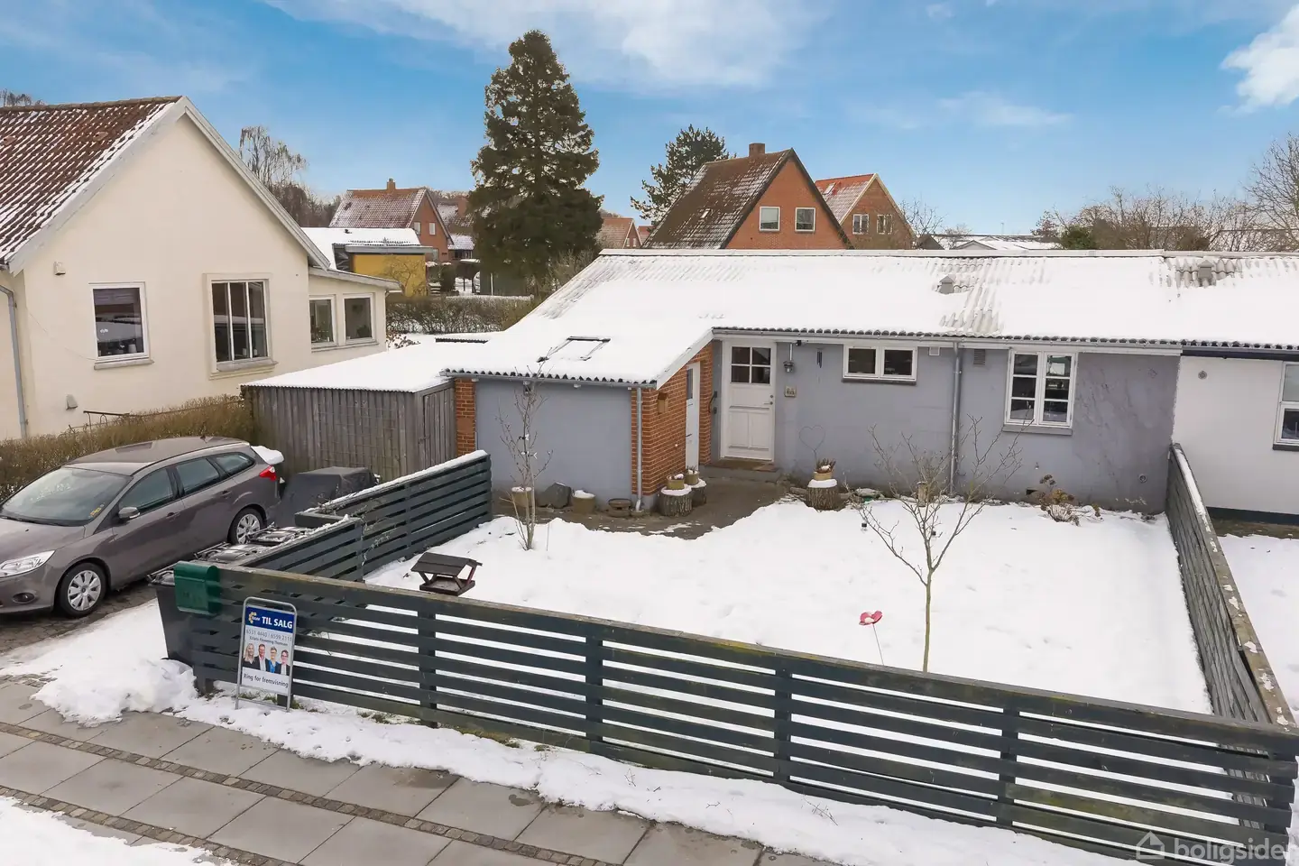 Veludnyttet villa med sydvendt terrasse - tæt på strand og skov