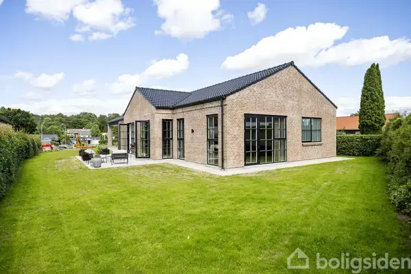 Villa på Julsøvej 98, 8600 Silkeborg