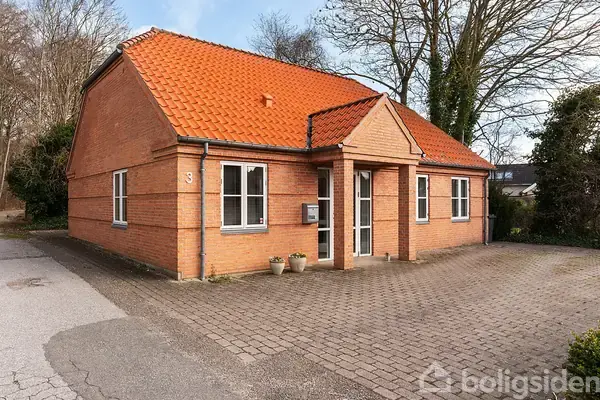 Villa på Bygaden 3, 8520 Lystrup