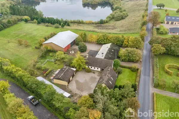 Landejendom på Kors-Ager-Vej 2, 5220 Odense SØ