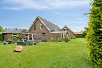 Villa på Østertoften 1, Lind, 7400 Herning