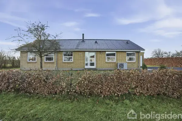 Villa på Hillerupvej 77, 6760 Ribe