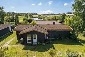 Villa på Solbakkevej 23, 3370 Melby