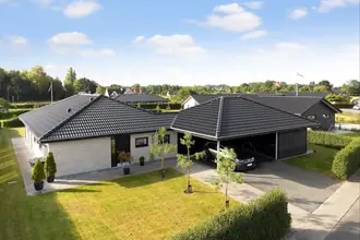 Villa på Ålesundparken 37, Bogense, 5400 Bogense