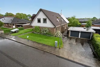 Villa på Blomstertoften 33, Tjørring, 7400 Herning