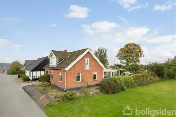 Villa på Kjeldsbjergvej 19, 8520 Lystrup