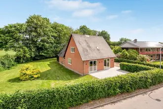Villa på Bovrup Kirkevej 8, Bovrup, 6200 Aabenraa