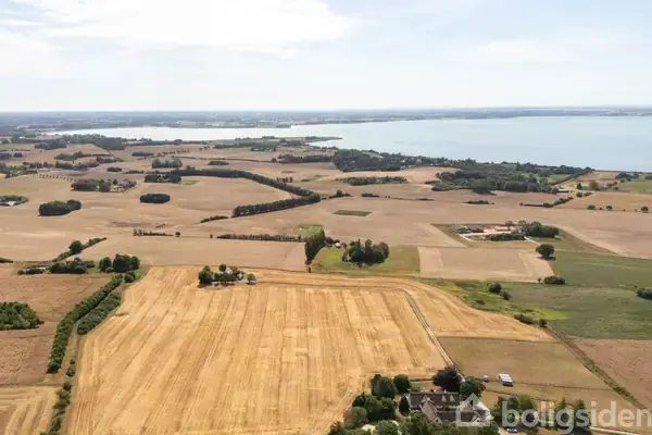 Landejendom på Hyldedalsvej 9, 3200 Helsinge