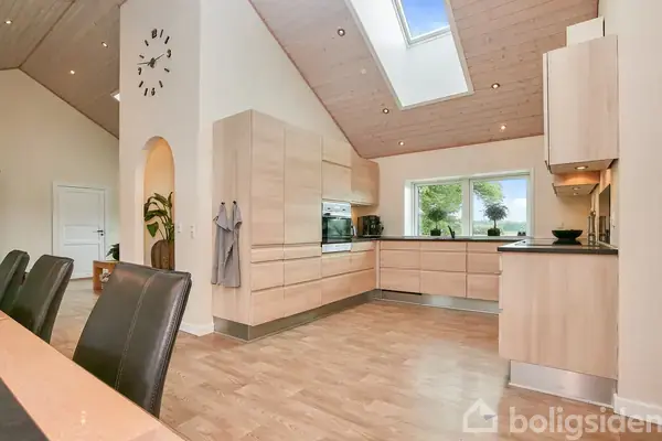 Villa på Præstevejen 16, 7323 Give