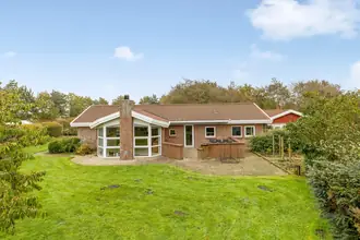 Villa på Syrenvej 1A, Hjerpsted, 6280 Højer