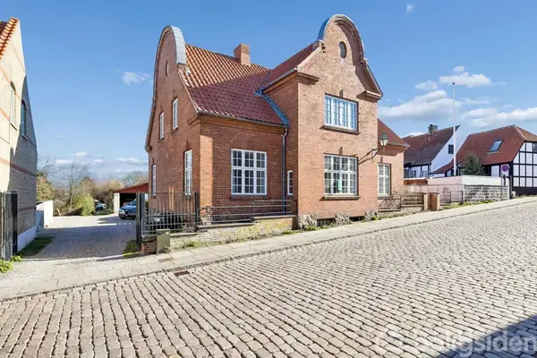 Ejerlejlighed på Toldbodvej 2, st., 8400 Ebeltoft