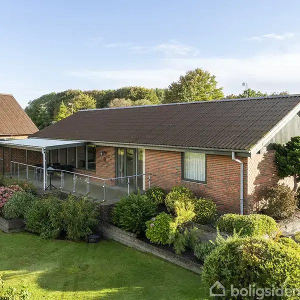 Villa på Hovedgaden 11, 6973 Ørnhøj