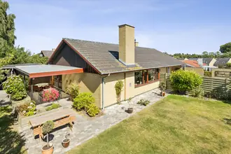 Villa på Månebakken 16, Fløng, 2640 Hedehusene