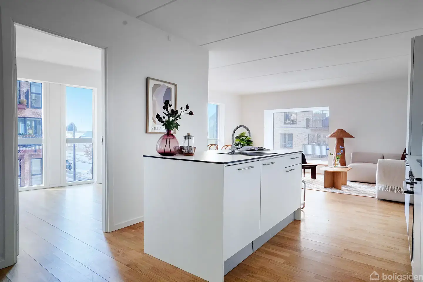 Lækker, indflytningsklar lejlighed med tre gode værelser, i attraktivt byggeri med gode fællesfaciliteter