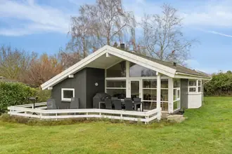 Fritidshus på Svalevej 10, Bønsvig Str, 4720 Præstø