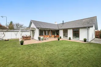 Villa på Themsvej 24, 8240 Risskov