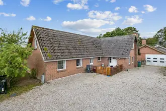 Villa på Surmosevej 3A, Breth, 7150 Barrit