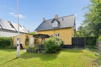 Villa på Ravnsnæsvej 13, 3460 Birkerød