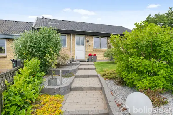 Rækkehus på Drejøvænget 62, 8381 Tilst