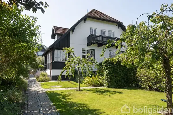 Villalejlighed på Østre Pennehavevej 5, st., 2960 Rungsted Kyst