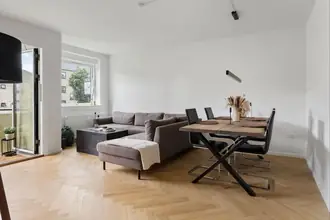 Ejerlejlighed på Åfløjen 14, th., 2700 Brønshøj