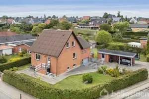Villa på Jernbanegade 75, 9560 Hadsund