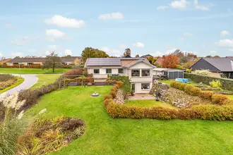 Villa på Sydbakken 67, 8462 Harlev J