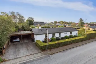 Villa på Diamantvej 1, 9260 Gistrup