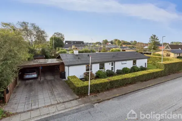 Villa på Diamantvej 1, 9260 Gistrup