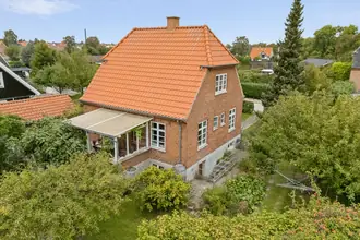 Villa på Greve Alle 88, 2650 Hvidovre