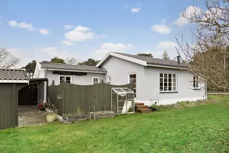 Villa på Valdemar Poulsensvej 6, 3390 Hundested