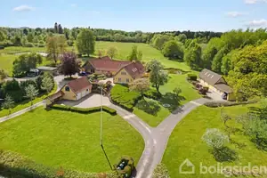Landejendom på Jagtvej 12A, 3480 Fredensborg