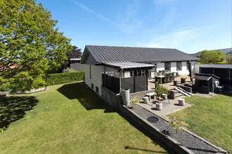 Villa på Skøjtevej 12, 9230 Svenstrup J