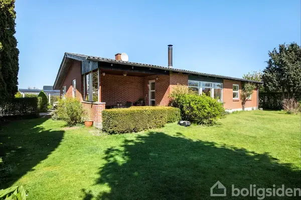 Villa på Syrenvej 10, 8300 Odder