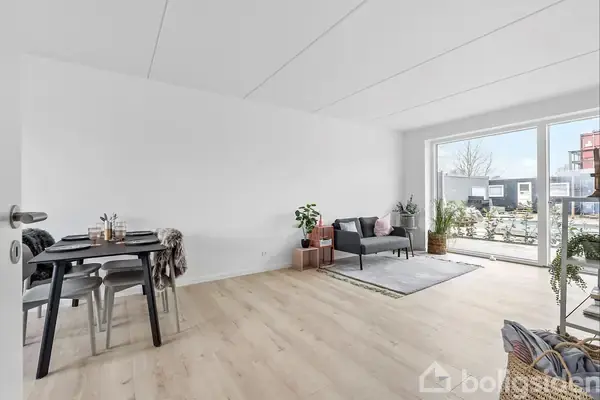 Ejerlejlighed på Hasselager Stationsvej 76, st., 8361 Hasselager