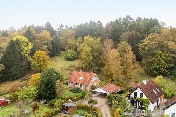 Villa på Skovsbjergvej 10, 8680 Ry