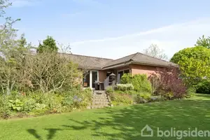 Landejendom på Nebbe Møllevej 104, 7080 Børkop