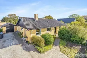 Villa på Luneborgvej 110, 9382 Tylstrup