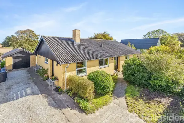 Villa på Luneborgvej 110, 9382 Tylstrup