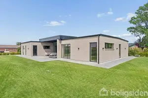 Villa på August Ennas Kvarter 7, 9700 Brønderslev
