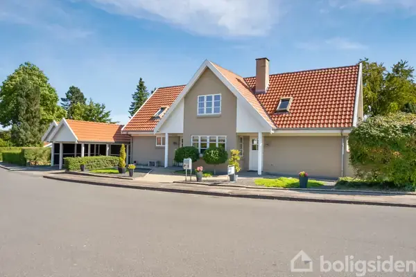 Villa på Dunbirkevej 9, 5250 Odense SV