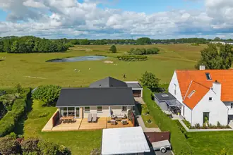 Villa på Annasvej 21, 2690 Karlslunde