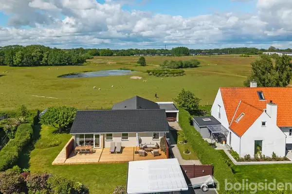 Villa på Annasvej 21, 2690 Karlslunde