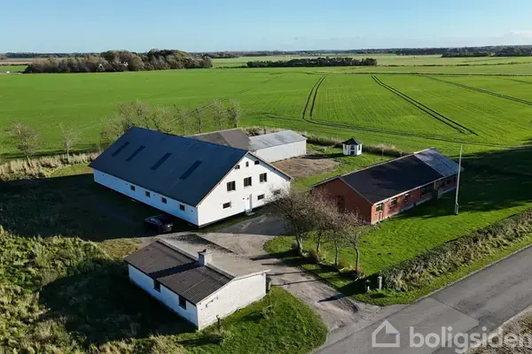 Landejendom på Tranekærvej 25, 9490 Pandrup