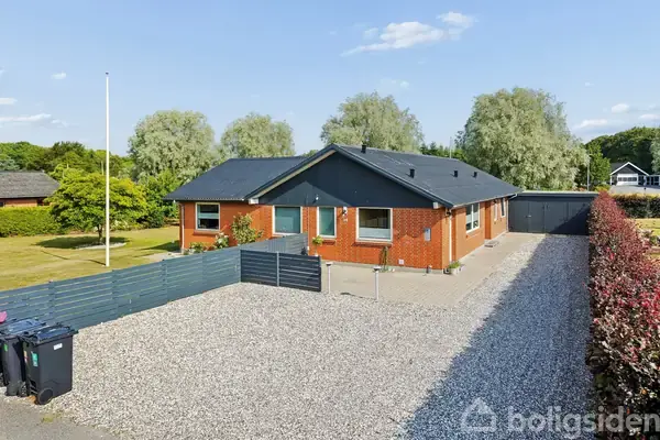 Villa på Bakkevej 20, 8830 Tjele